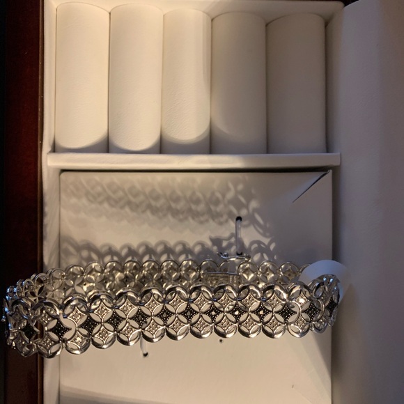 7.5 inch Sterling Silver White and Black Diamond filigree bracelet - Picture 6 of 6